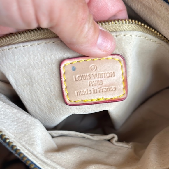 Blue and Tan Trunks & Bag - Picture 5 of 7